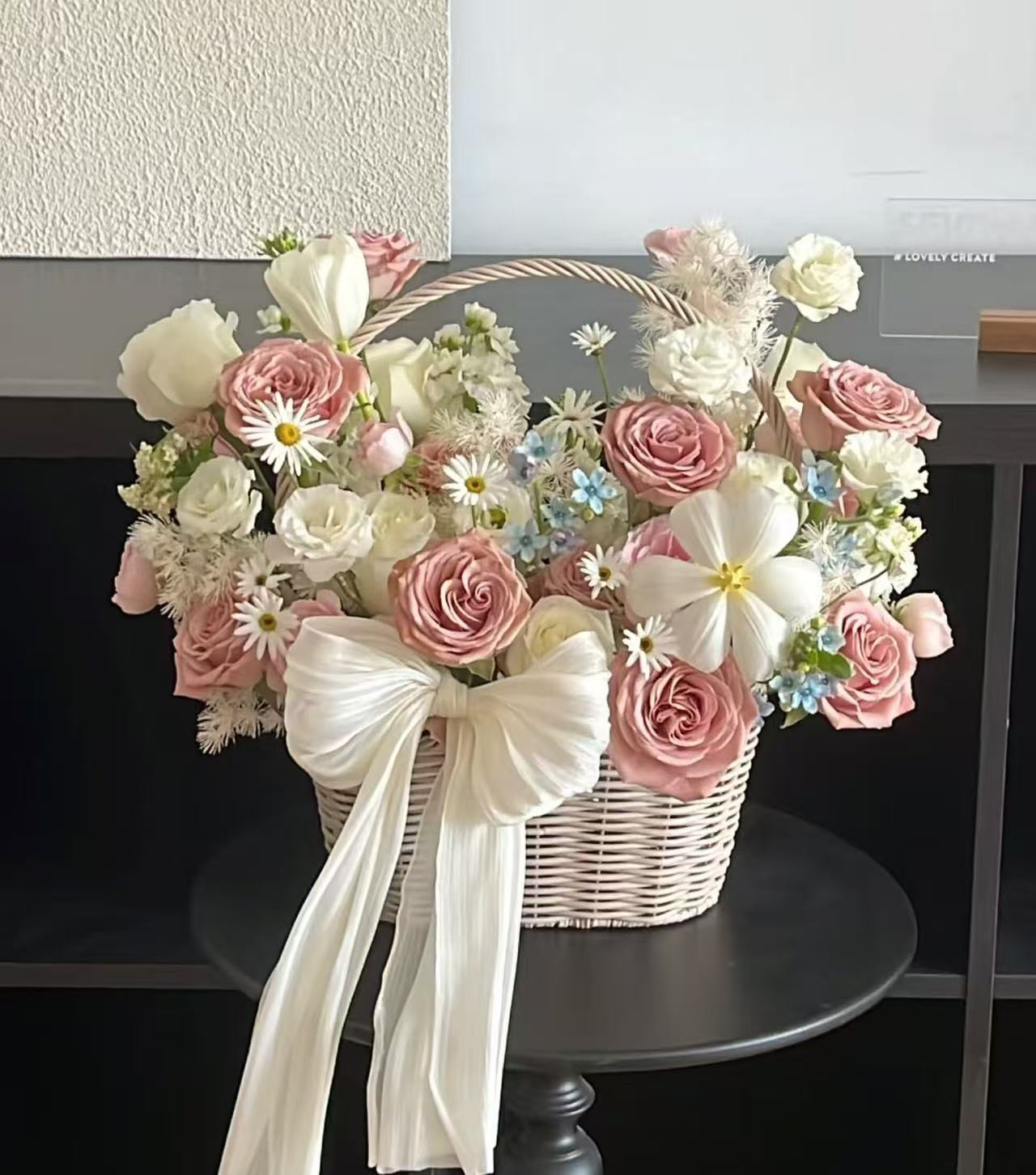 Korea Style Rosy Basket