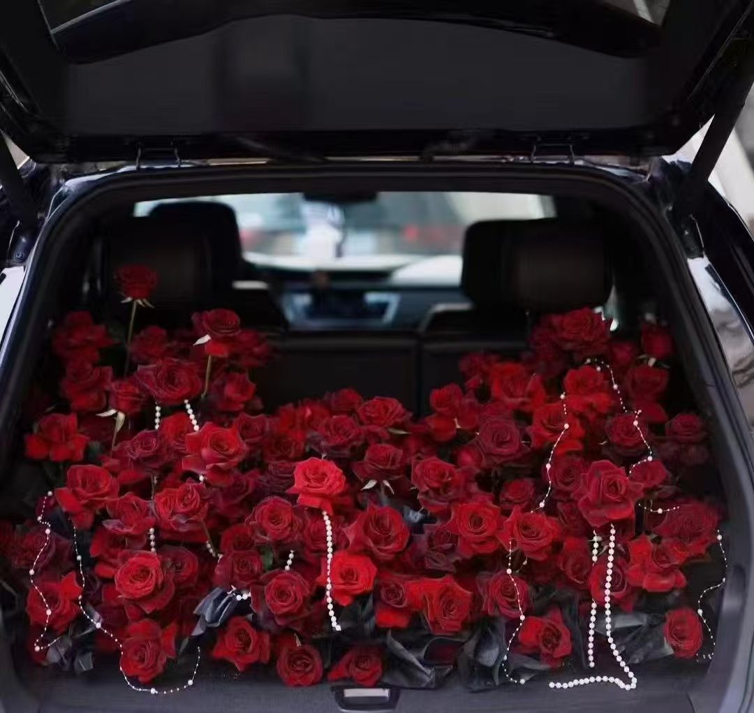 Forever Love Trunk Surprise