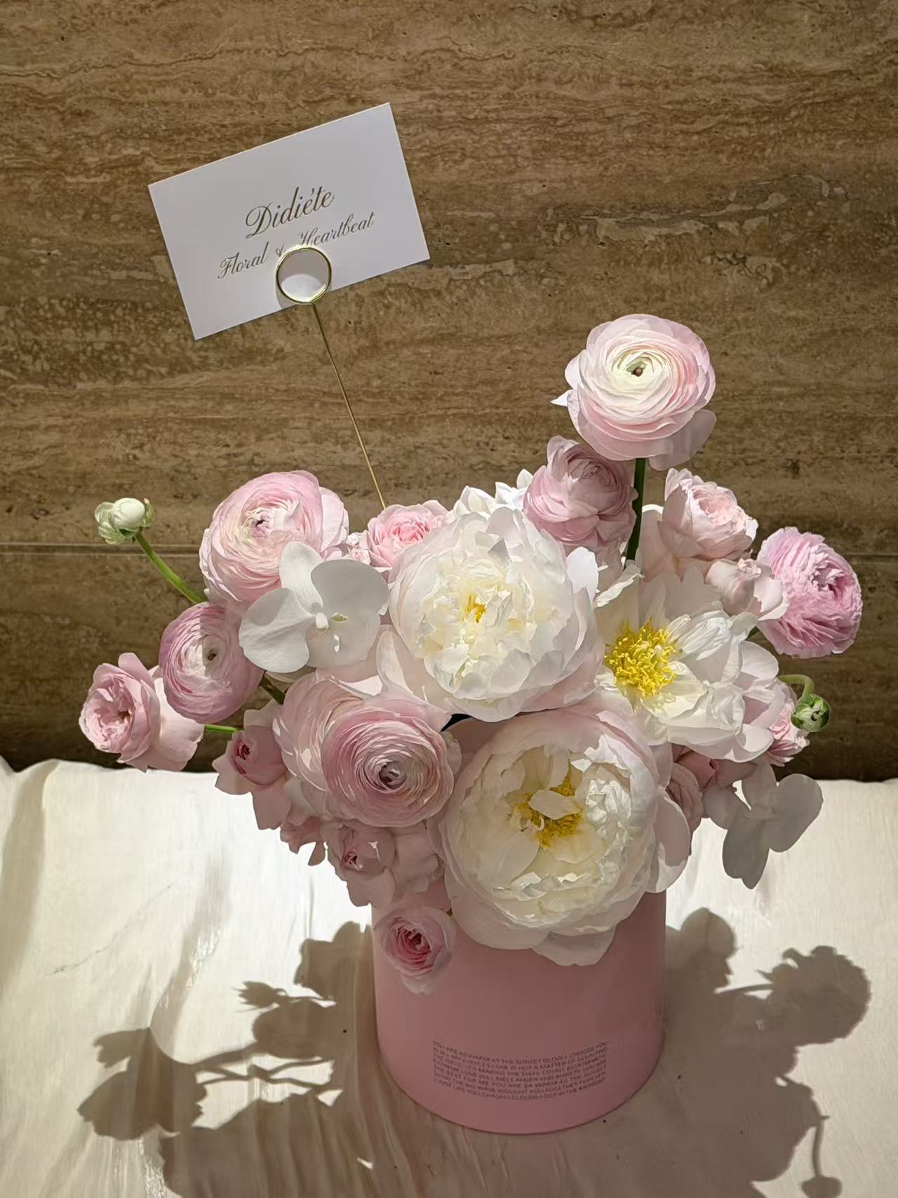 Rosé Poetry Arrangement