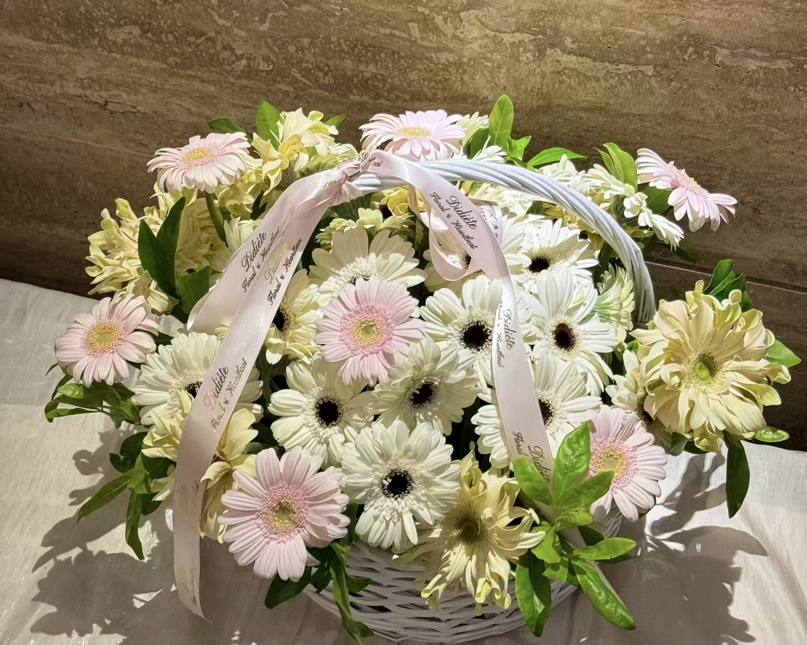 Blush Daisy Garden Basket